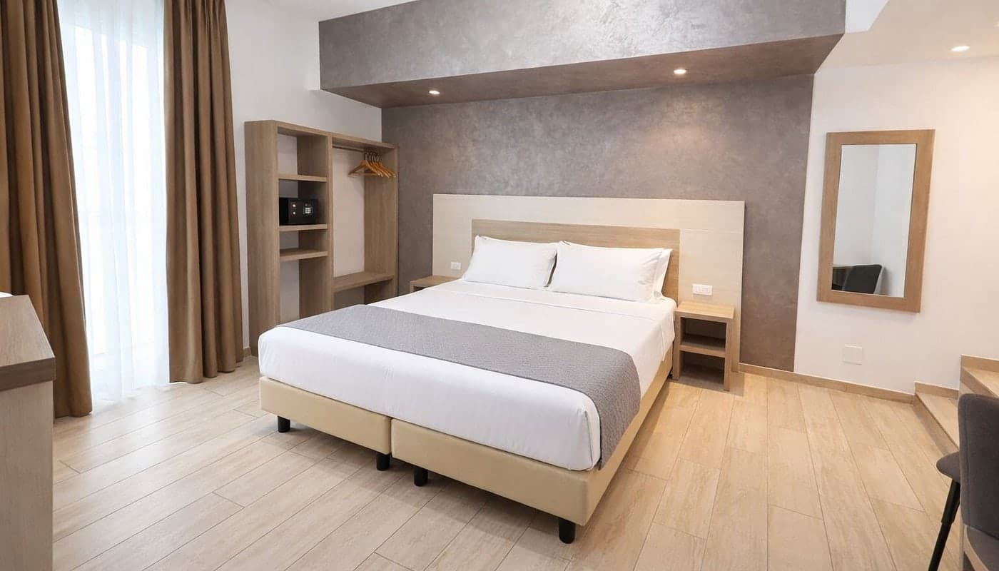 Hotel Luxor Florence