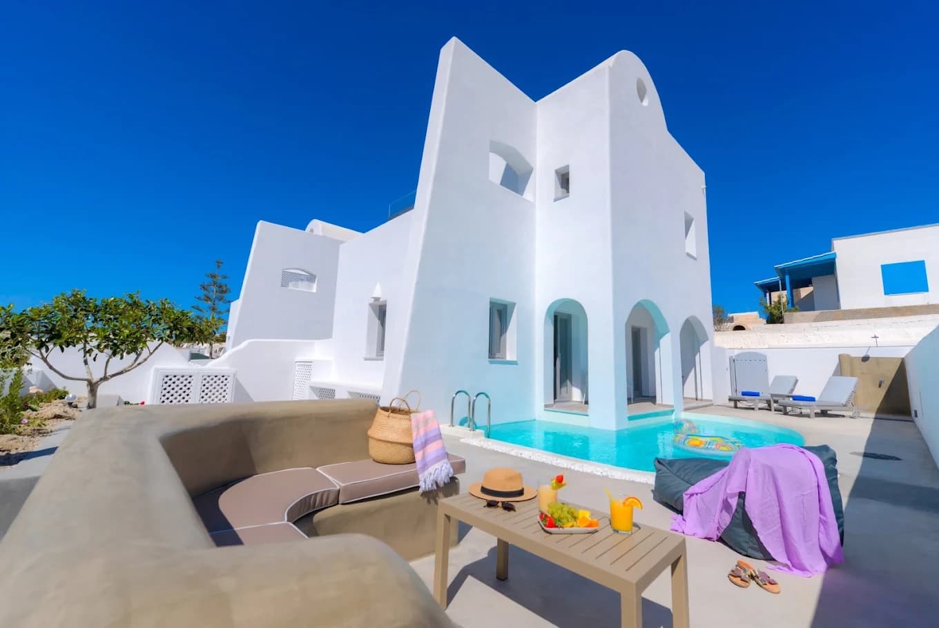 White Harmony Suites